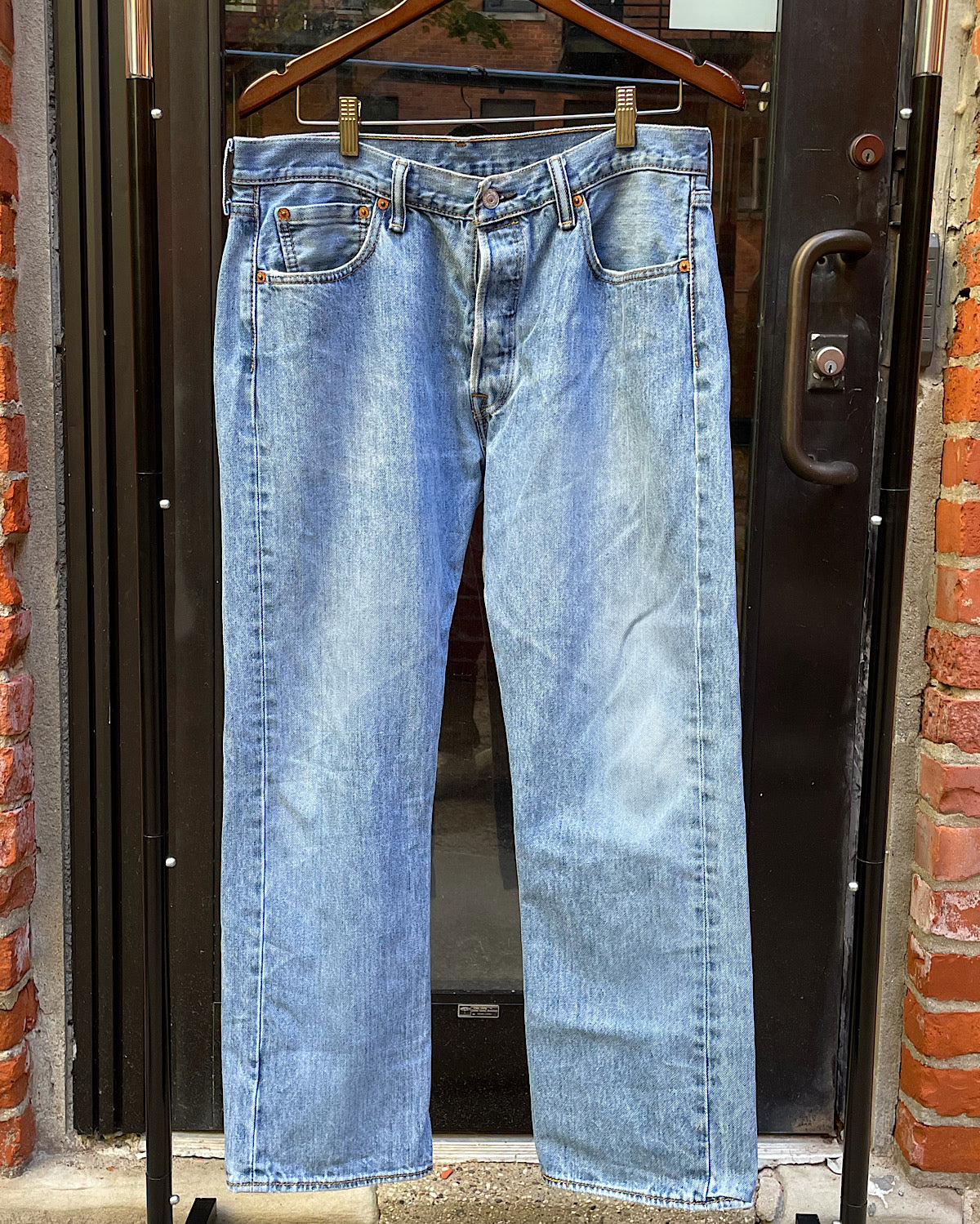 Vintage Levi's 501 Medium Wash Mom Jeans (33)