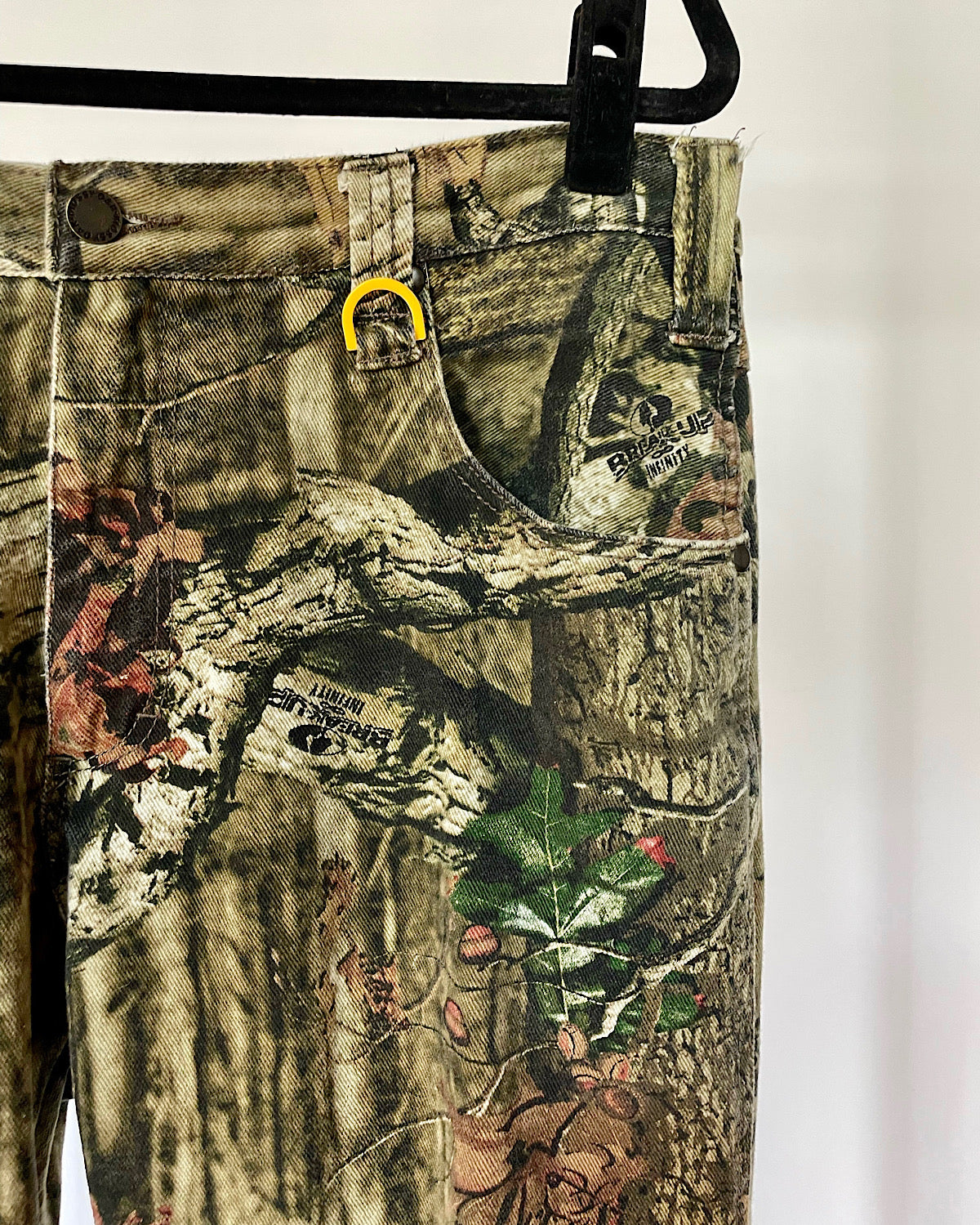 Camo Abstract Leaf Hunting Pants (XL)